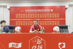 赵发庆：比分是队员们努力的结果 战术围绕穆谢奎和多米尼克进行