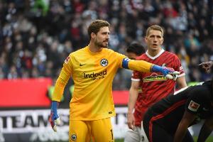 凤凰体育注册登录-队报：特拉普抵达巴黎接受巴黎FC体检，即将签约3年