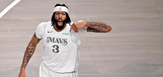 独行侠生涯3胜0负！浓眉哥努力证明他能代替东契奇